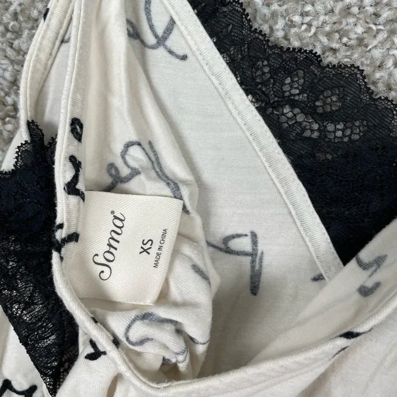 Soma 2 pc V-Neck Cami & Shorts Pajama Set Cream
Black Script Womens Size XS - Picture 10 of 11